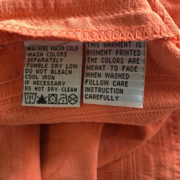 Tommy Bahama Men’s Large 100% Silk SS Button‎ Up - Picture 5 of 6